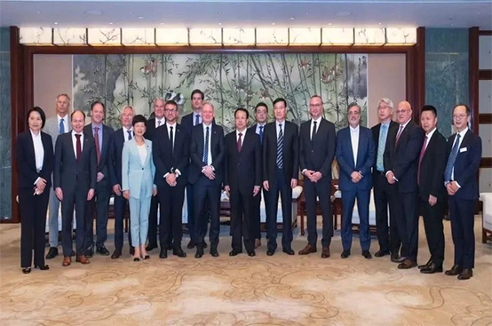 亚洲亚洲人成综合网络